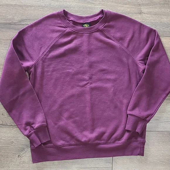 Barely Worn - ATHLETIC -Burgundy Jogger Set, Pants/Tops - Nearly New - size Med. - Picture 5 of 6